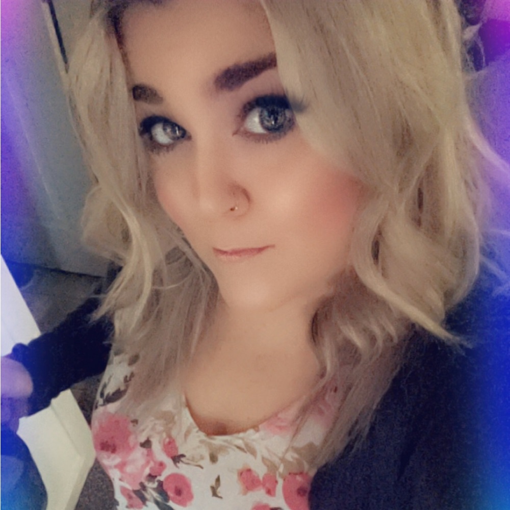 Meet your Posher, Lindsey